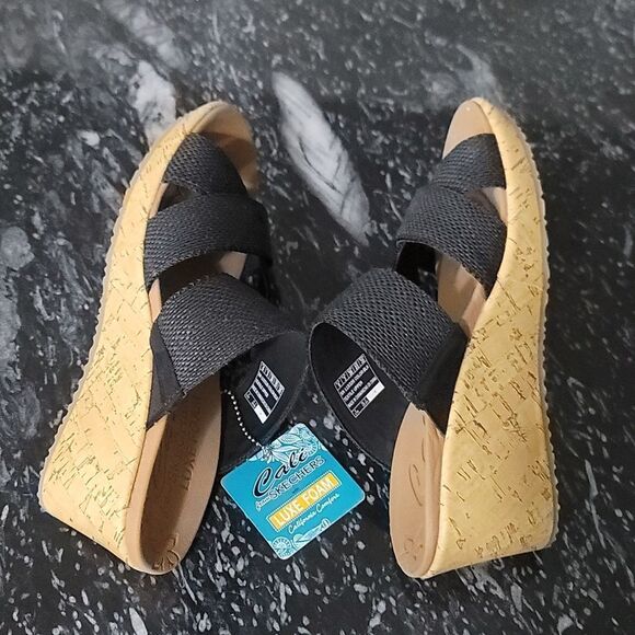 BRAND NEW SKECHERS WOMEN'S BEVERLEE -BRUNCH HOUR SANDAL - Picture 11 of 14